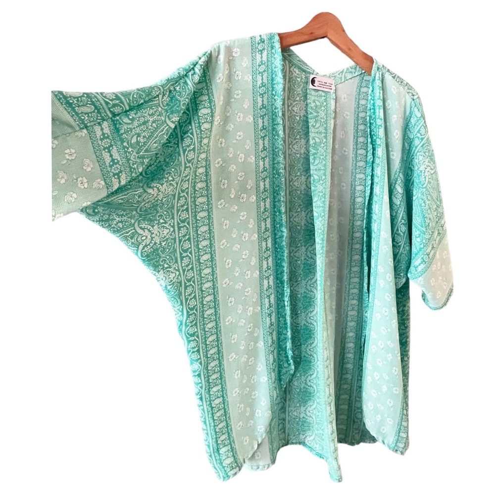 LOTUS AND LUNA THAILAND Kimono Open Floral Green Handmade Short Sleeves One Size - Picture 3 of 7